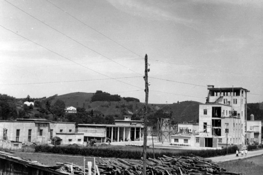 Instalaciones de Electroquímica de Hernani, 1955